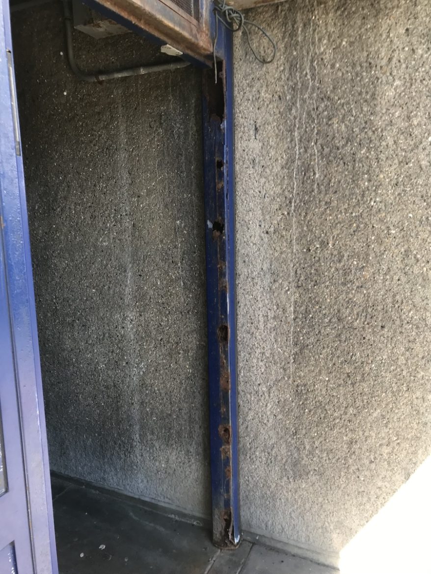 Walters Rear Door Frame 05